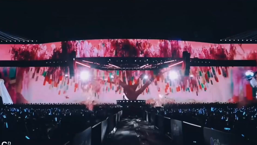 Nanjing Olympic Sports Center Zhou Shen Tour, heavy-duty aluminum truss stage, large-scale concert rigging, high-load capacity stage infrastructure