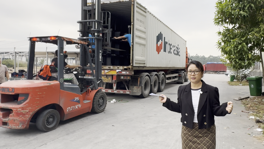 Daily outdoor container loading for Electric cylinder lifting system truss export shipment